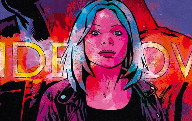 Nos chroniques sur : À la Dérive, Aliens vs Avengers, Absolute Martian Manhunter & Criminal : les Acharnés !